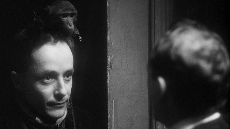 кадр из фильма Институт Бенжамента или Эту мечту люди зовут человеческой жизнью