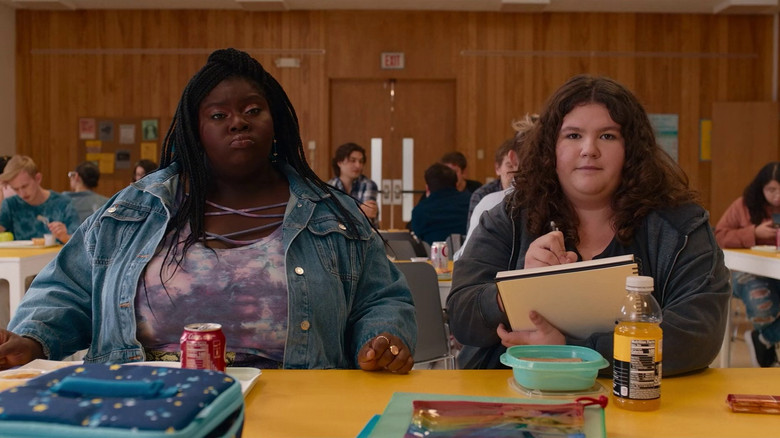 кадр из фильма Ампирный силуэт