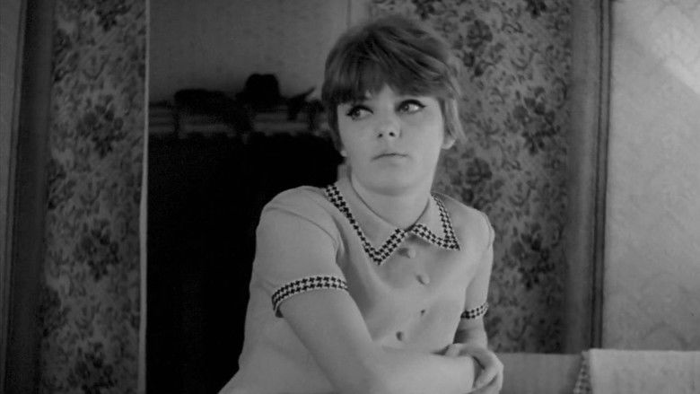 кадр из фильма И никто другой