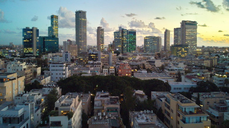 кадр из фильма Good Morning Tel Aviv