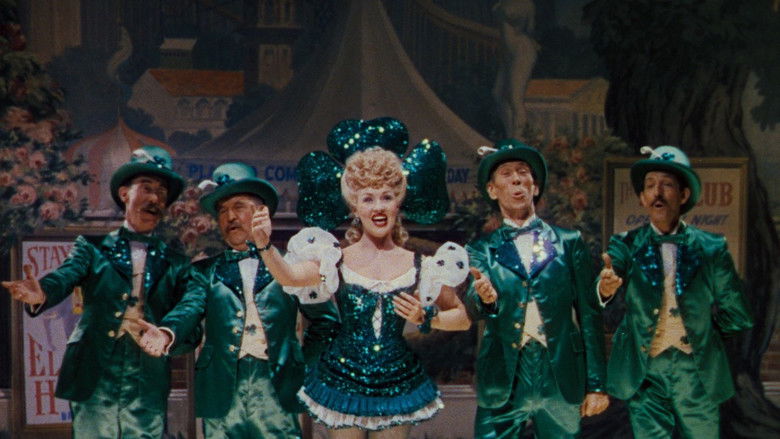 кадр из фильма Кони-Айленд