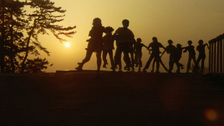 кадр из фильма 金田一耕助の冒険