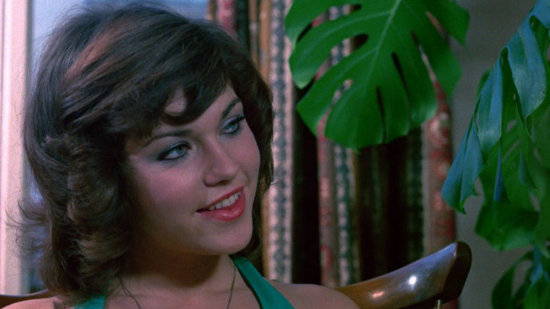 кадр из фильма Что скрывают школьницы