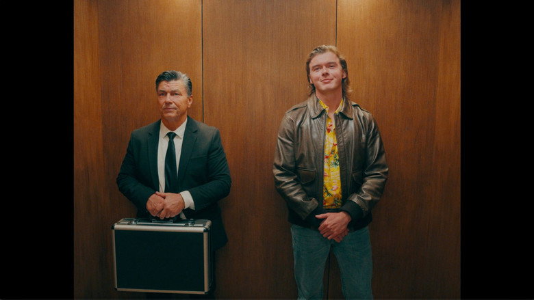 кадр из фильма Hold the Door