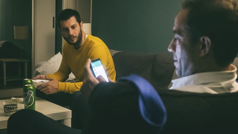 кадр из фильма Монстры.