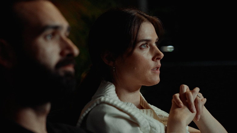 кадр из фильма Offline