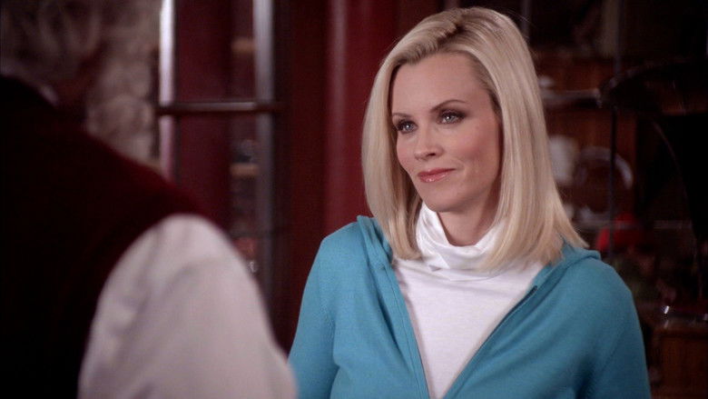 кадр из фильма Santa Baby 2