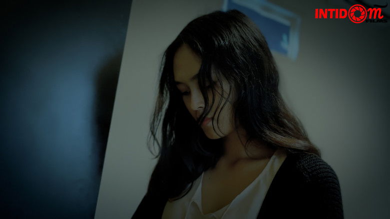 кадр из фильма Memiliki Viola 5