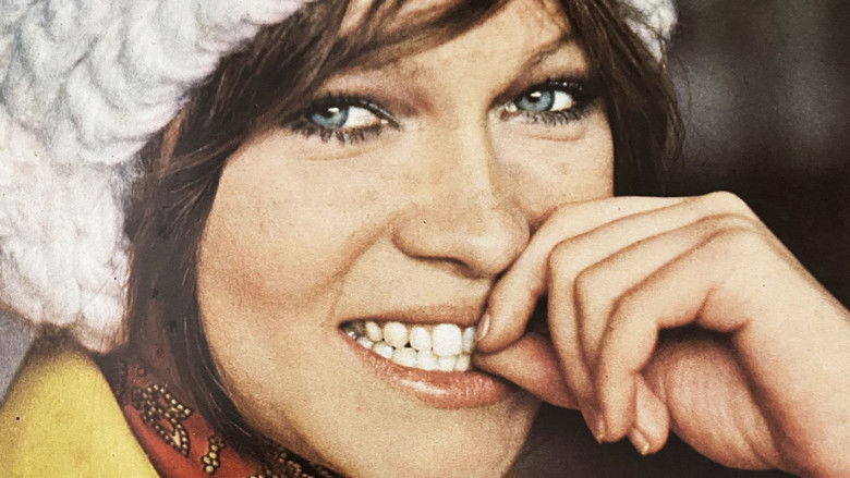 кадр из фильма Marisol: llámame Pepa