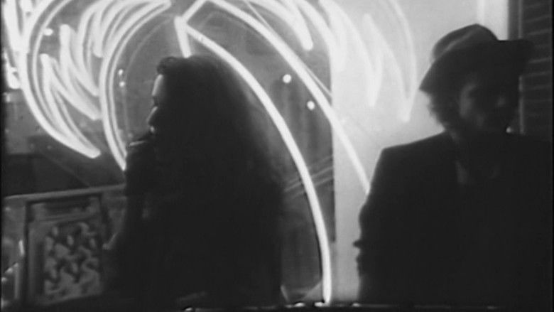 кадр из фильма The Long Weekend (O' Despair)