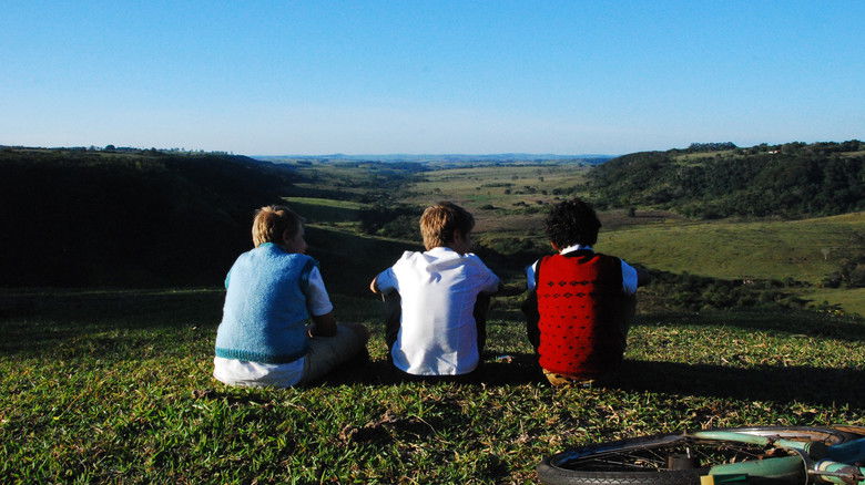 кадр из фильма Os Olhos Não têm Cerca