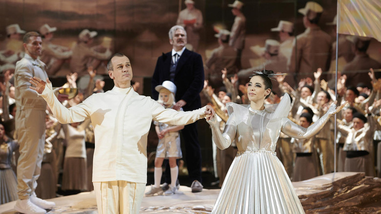 кадр из фильма John Adams: Nixon in China