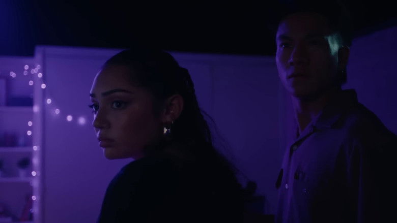 кадр из фильма you are seen.