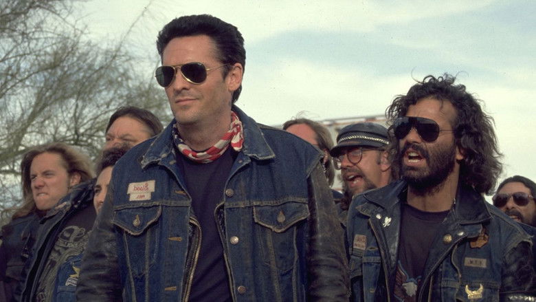 кадр из фильма За пределами закона