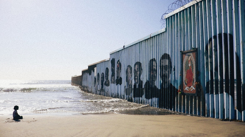 кадр из фильма Algún día caerá