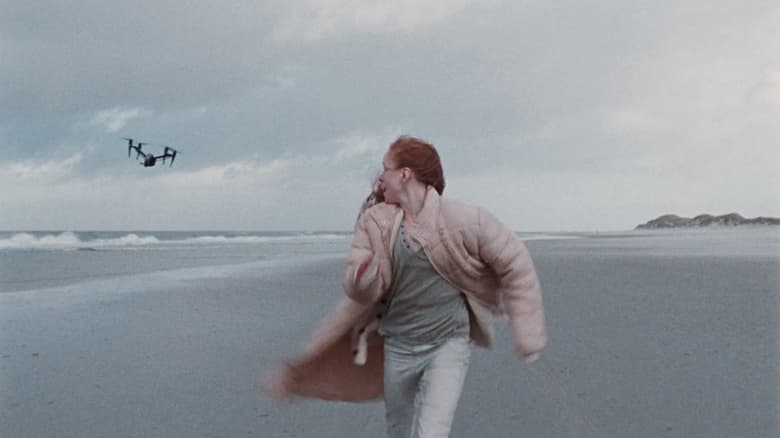 кадр из фильма Чудесная изоляция