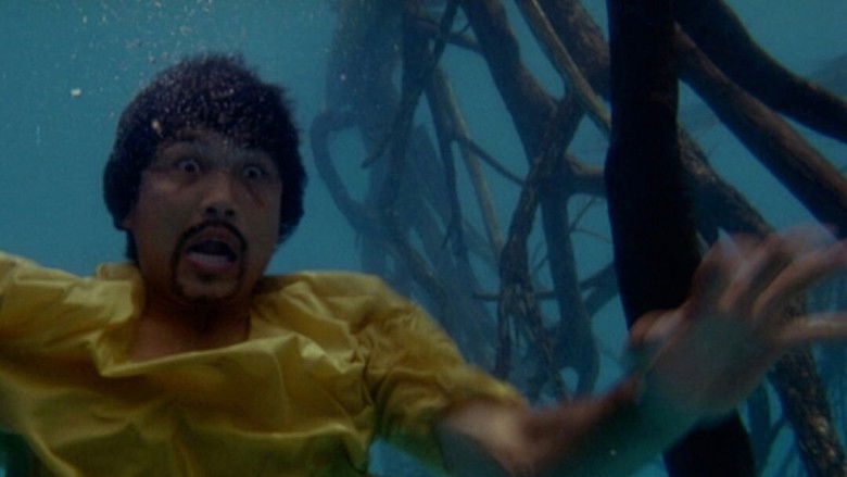 кадр из фильма เวิ้งปีศาจ