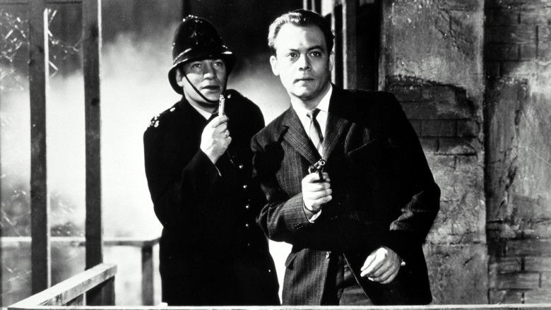 кадр из фильма Красный круг