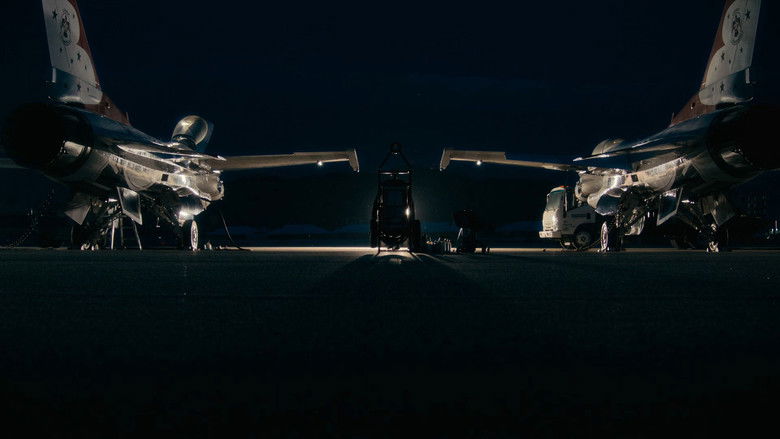 кадр из фильма Легендарная эскадрилья: Буревестники