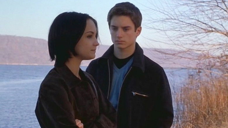 кадр из фильма Полёт шмеля