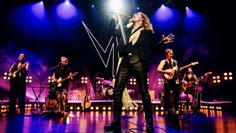 кадр из фильма The Vampire Lestat: One Night Only LIVE
