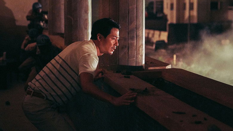 кадр из фильма Побег из Могадишо