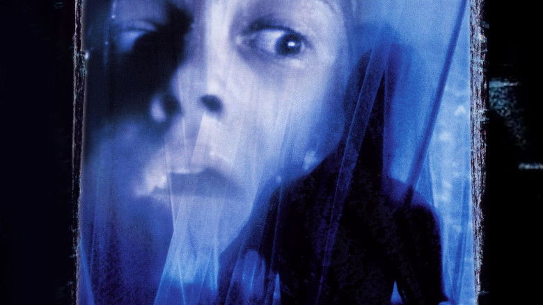 кадр из фильма Травма