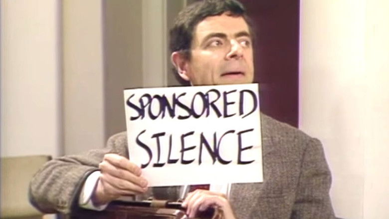 кадр из фильма Mr. Bean: Police Station