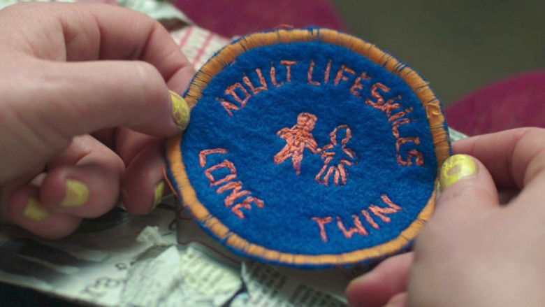 кадр из фильма Навыки взрослой жизни