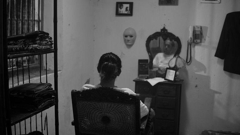 кадр из фильма Berdiri; Pergi