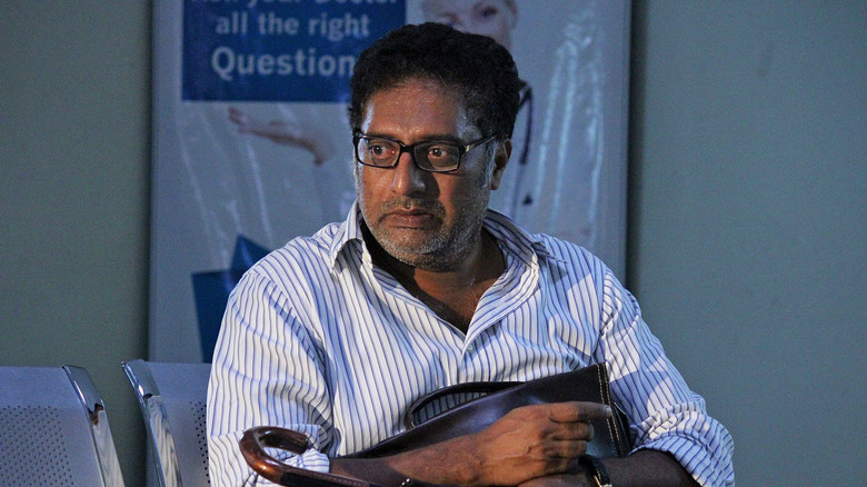 кадр из фильма சில சமயங்களில்