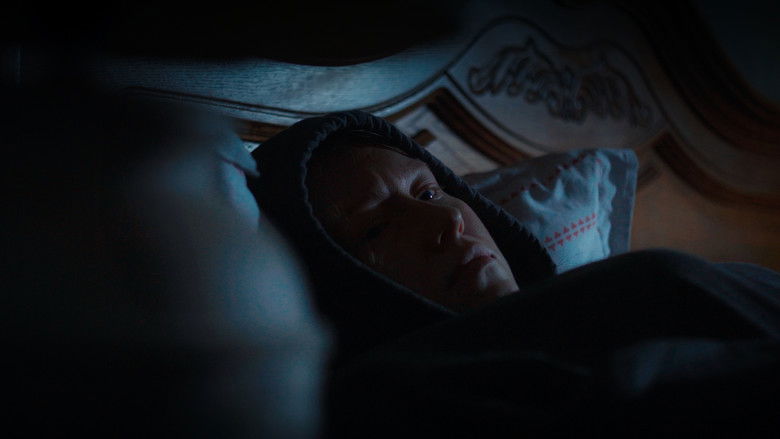 кадр из фильма Матір: Частина Друга