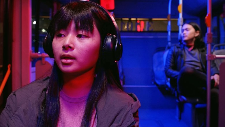 кадр из фильма Худалдагч Охин