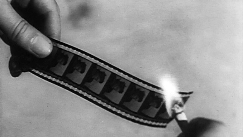 кадр из фильма La séparation des traces