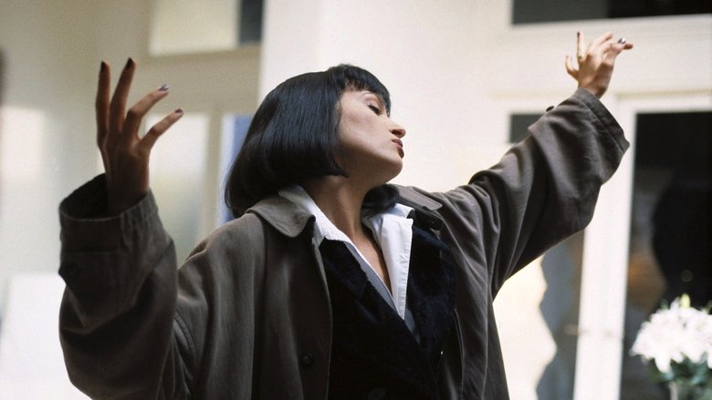 кадр из фильма Криминальное чтиво