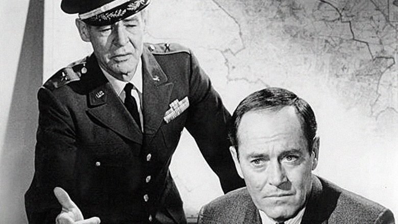 кадр из фильма Грязная игра