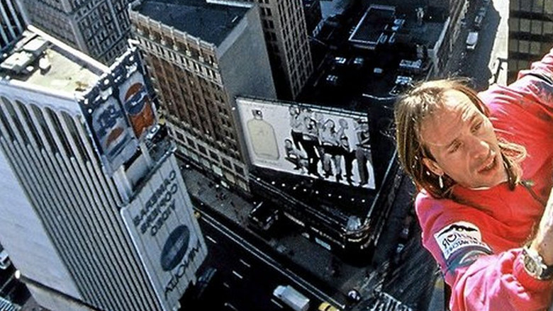 кадр из фильма La Légende de L'Homme Araignée