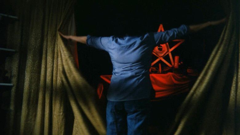 кадр из фильма Satan's Cheerleaders