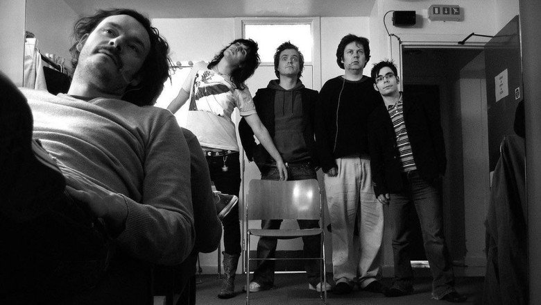 кадр из фильма The Mighty Boosh: In Search of the Porcelain Fox