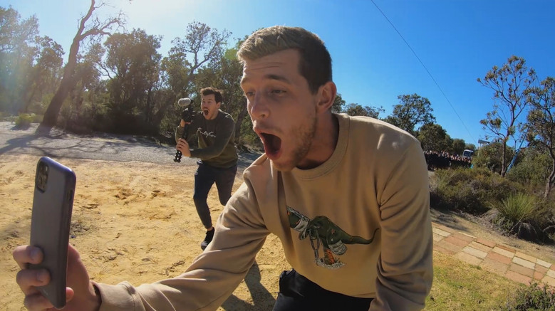 кадр из фильма The Subtle Art of Not Giving a #@%!