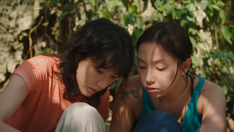 кадр из фильма Somewhere in Time, 河與石頭