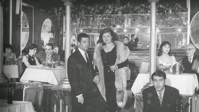 кадр из фильма İstanbul Canavarı