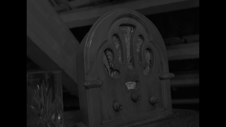 кадр из фильма The Buzzer