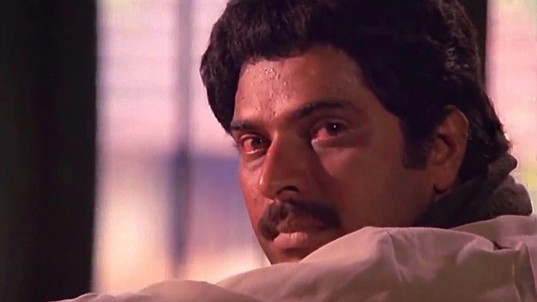 кадр из фильма തനിയാവര്‍ത്തനം