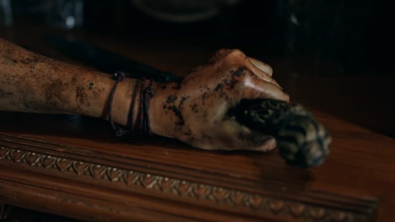 кадр из фильма Зловещие мертвецы: Некрономикон