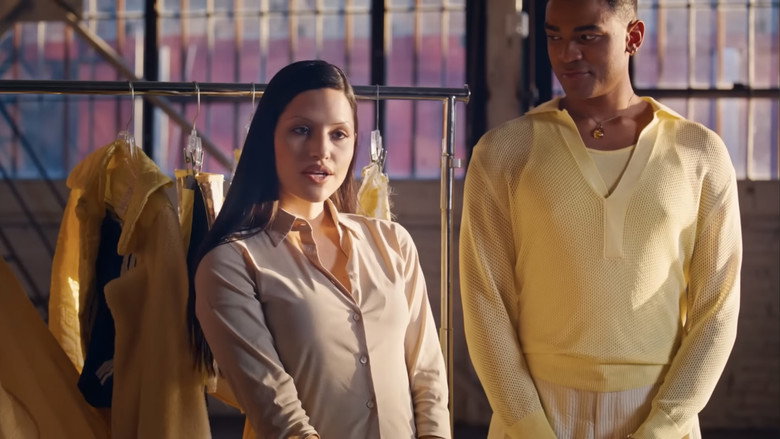 кадр из фильма Идиотка