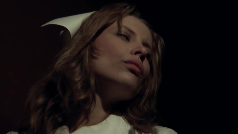 кадр из фильма Run! Bitch Run!