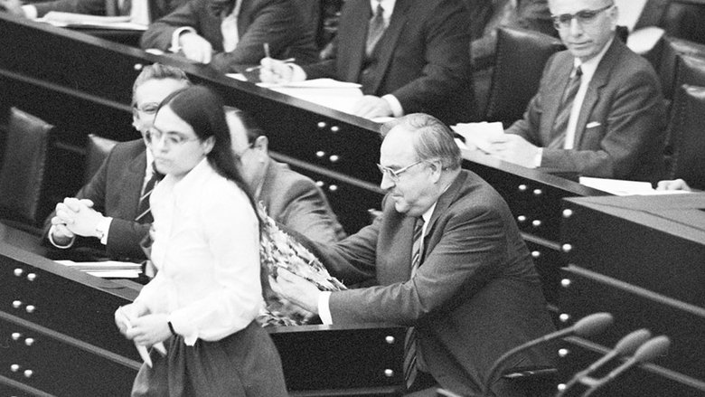 кадр из фильма Die Unbeugsamen