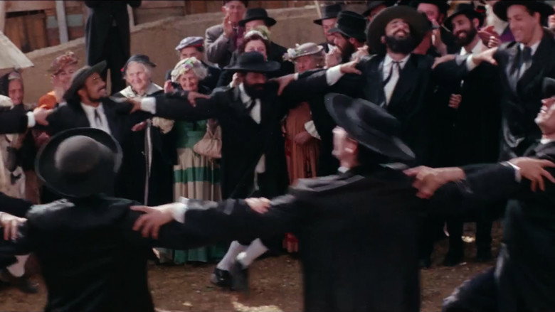 кадр из фильма שני קוני למל