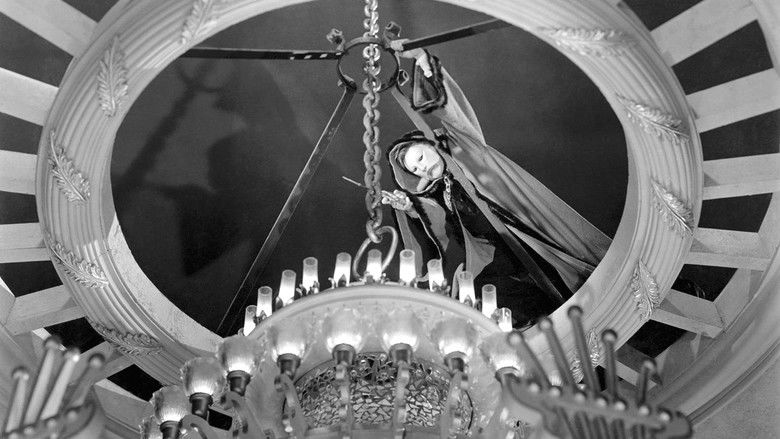 кадр из фильма Призрак оперы
